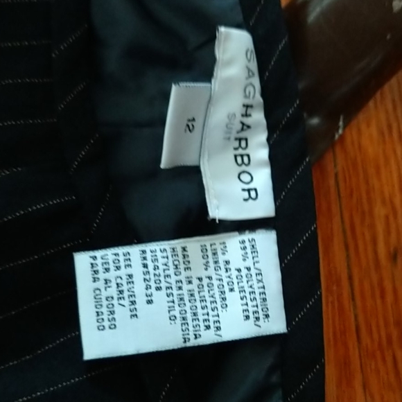 Sag Harbor 2 pc. Suit - Picture 4 of 6